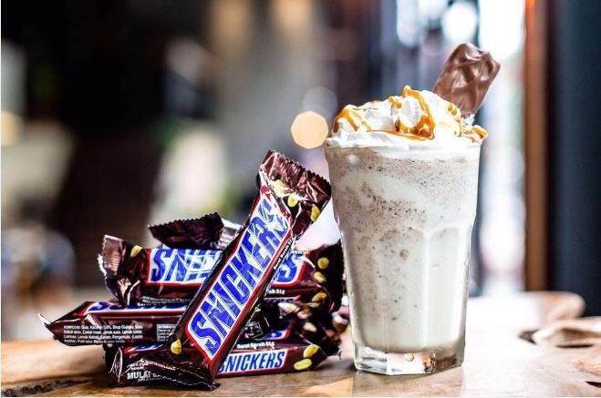 FRAPPE SNICKERS